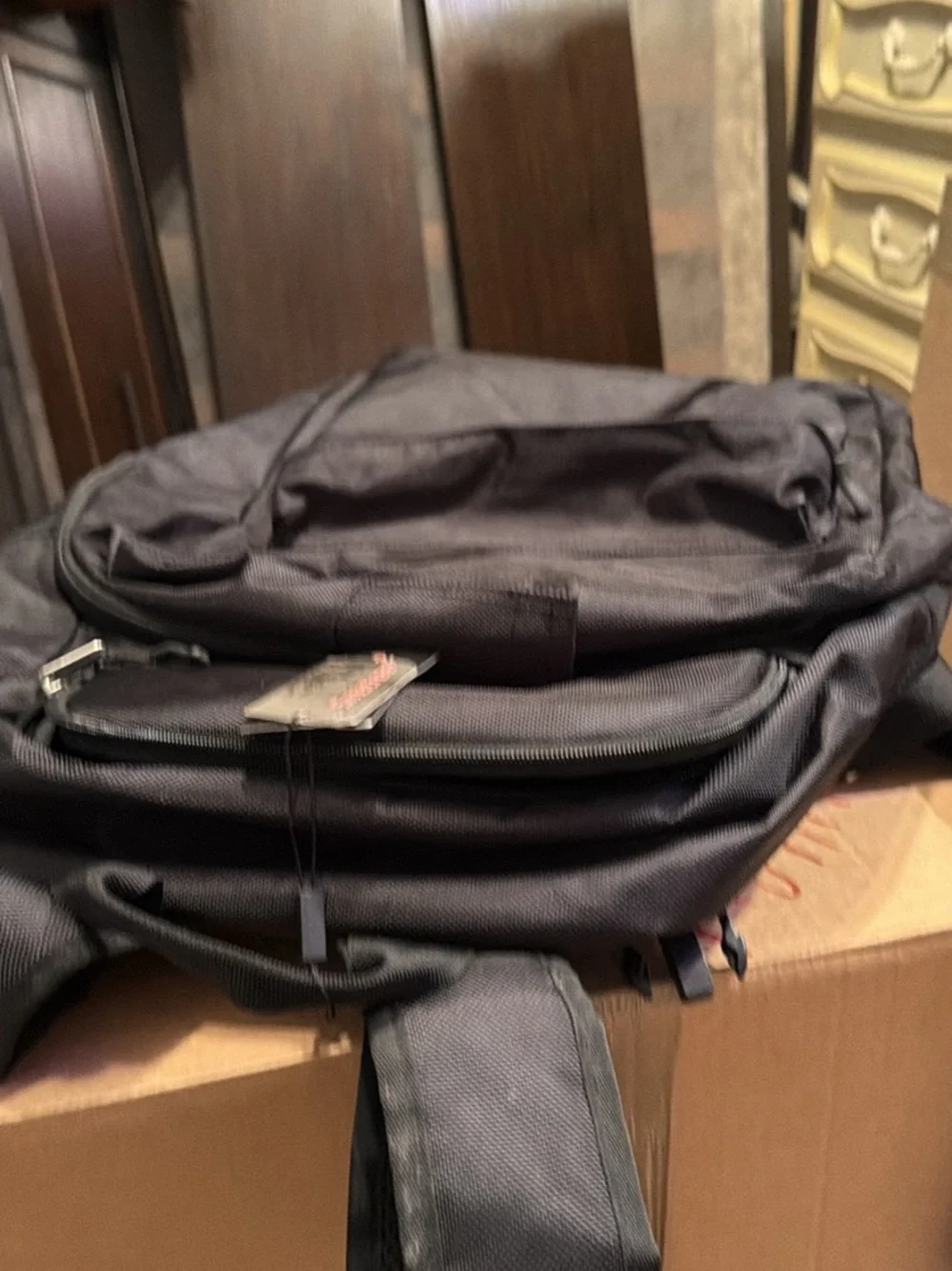 Smatree Black Backpack with Tag